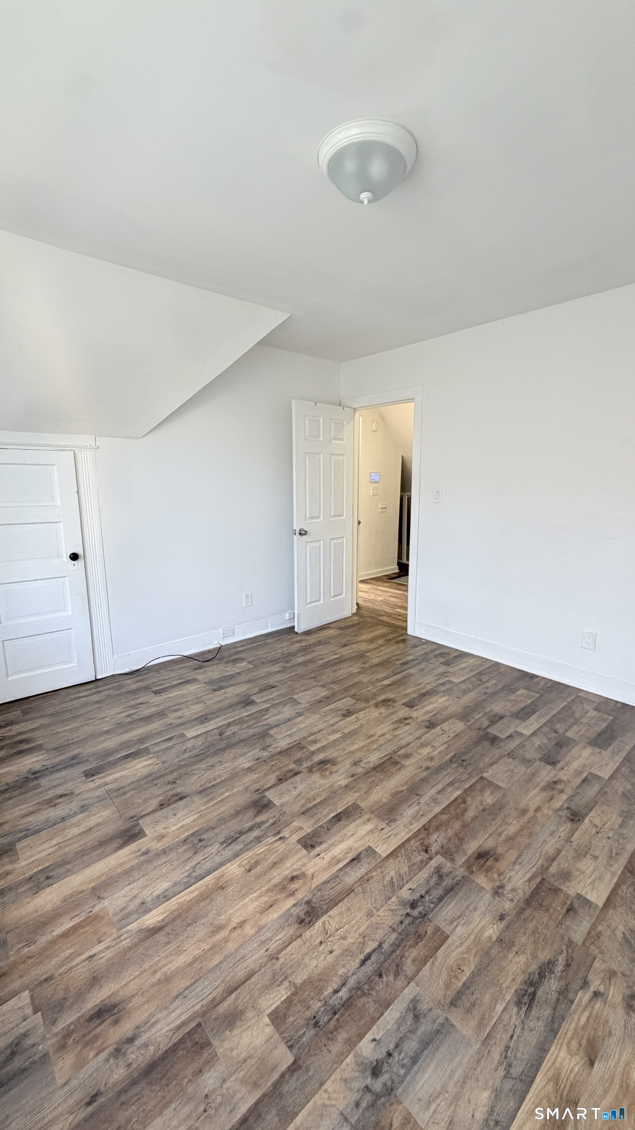 466 Hollister Avenue, Unit 3 Bridgeport, CT 06607 - Photo 3 of 10
