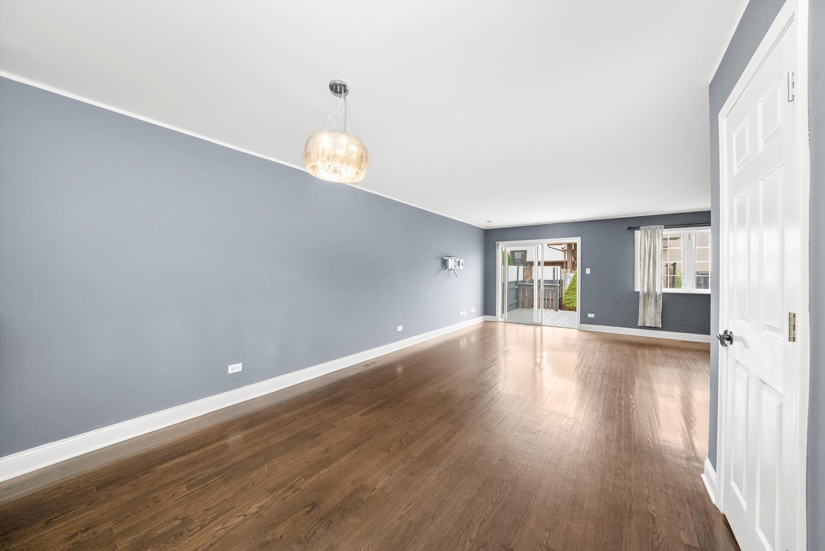 7968 South Roberts Road Bridgeview, IL 60455 - Photo 11 of 39 Gallery Image 11