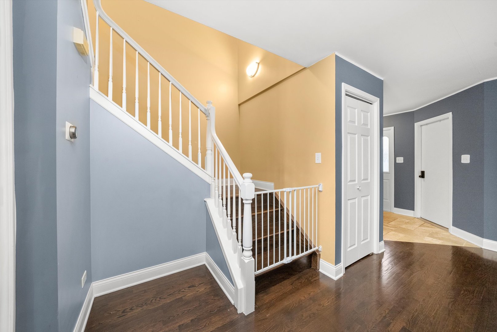 7968 South Roberts Road Bridgeview, IL 60455 - Photo 16 of 39 Gallery Image 16