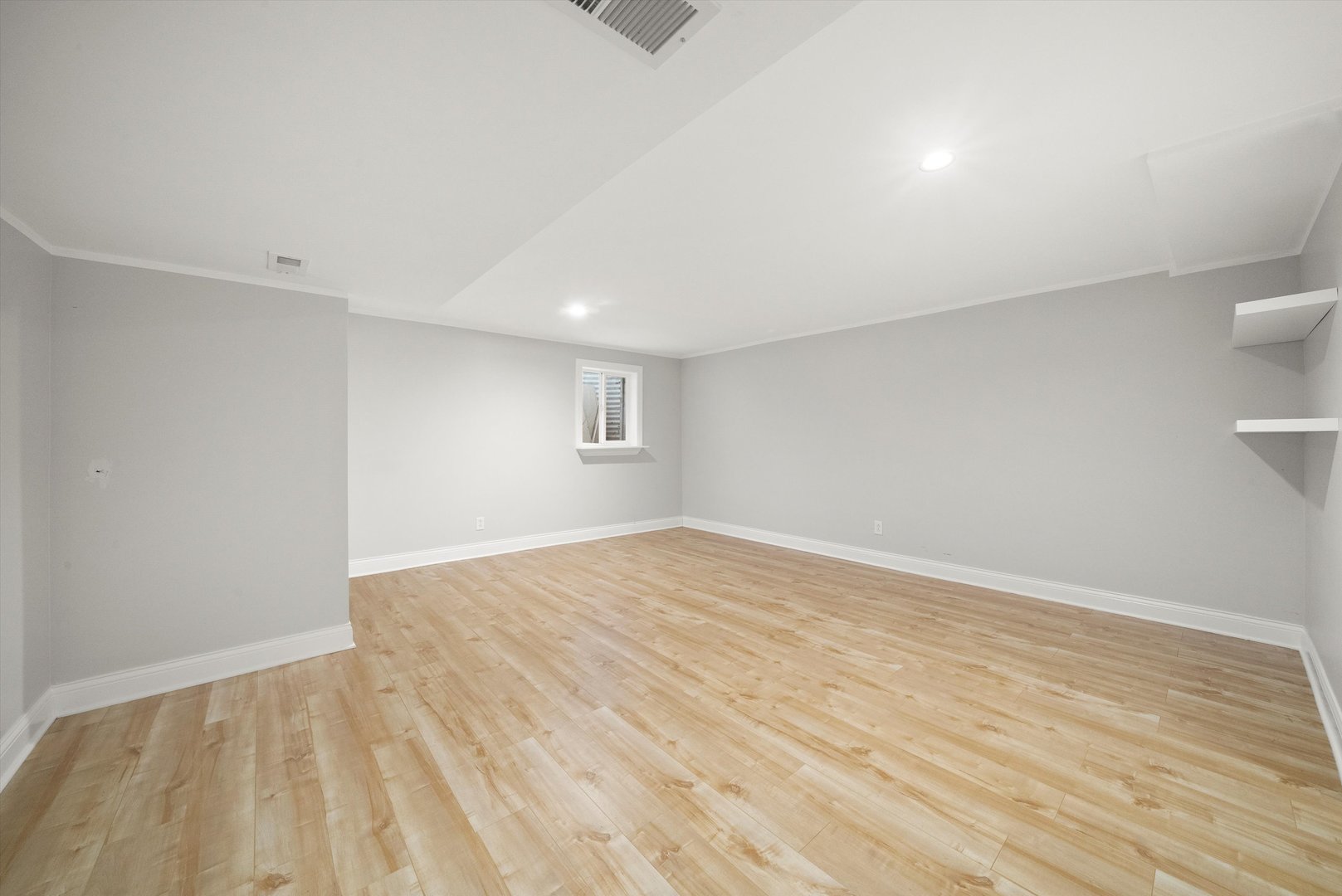 7968 South Roberts Road Bridgeview, IL 60455 - Photo 27 of 39 Gallery Image 27