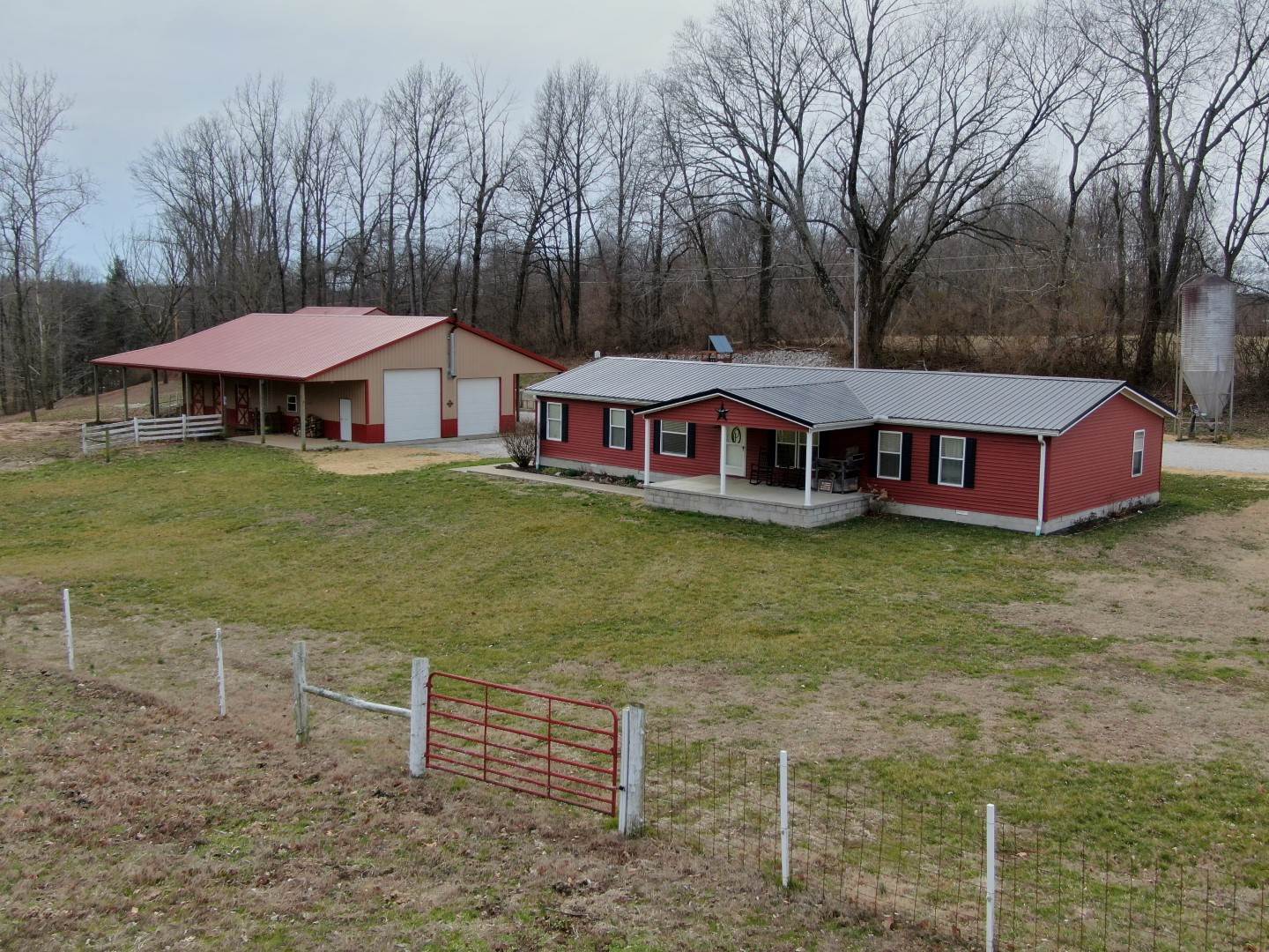 1883 Carithers Road Princeton, IN 47670 - Photo 1 of 31