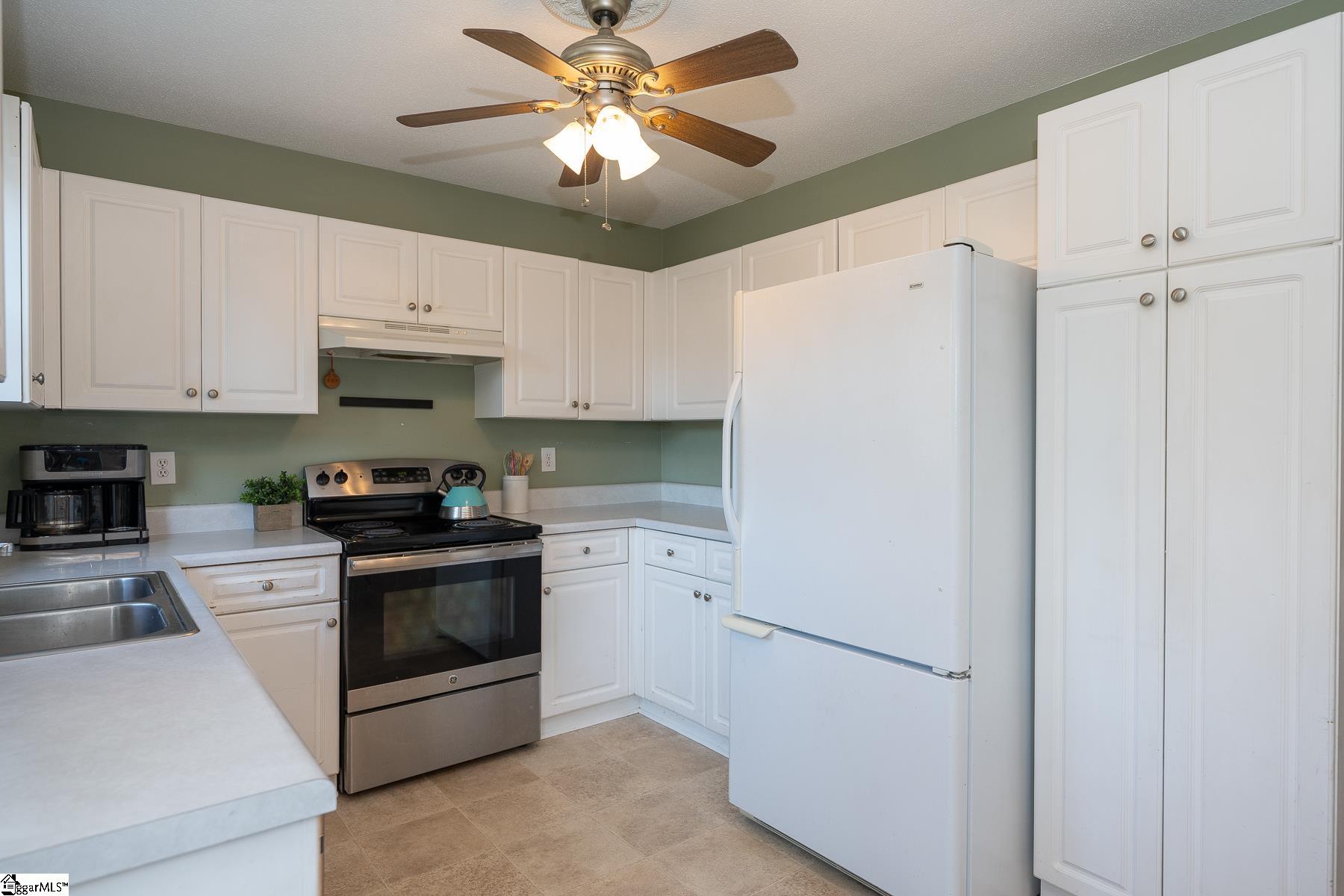 1 Little Fox Court Greer, SC 29650 - Photo 8 of 22 Gallery Image 8