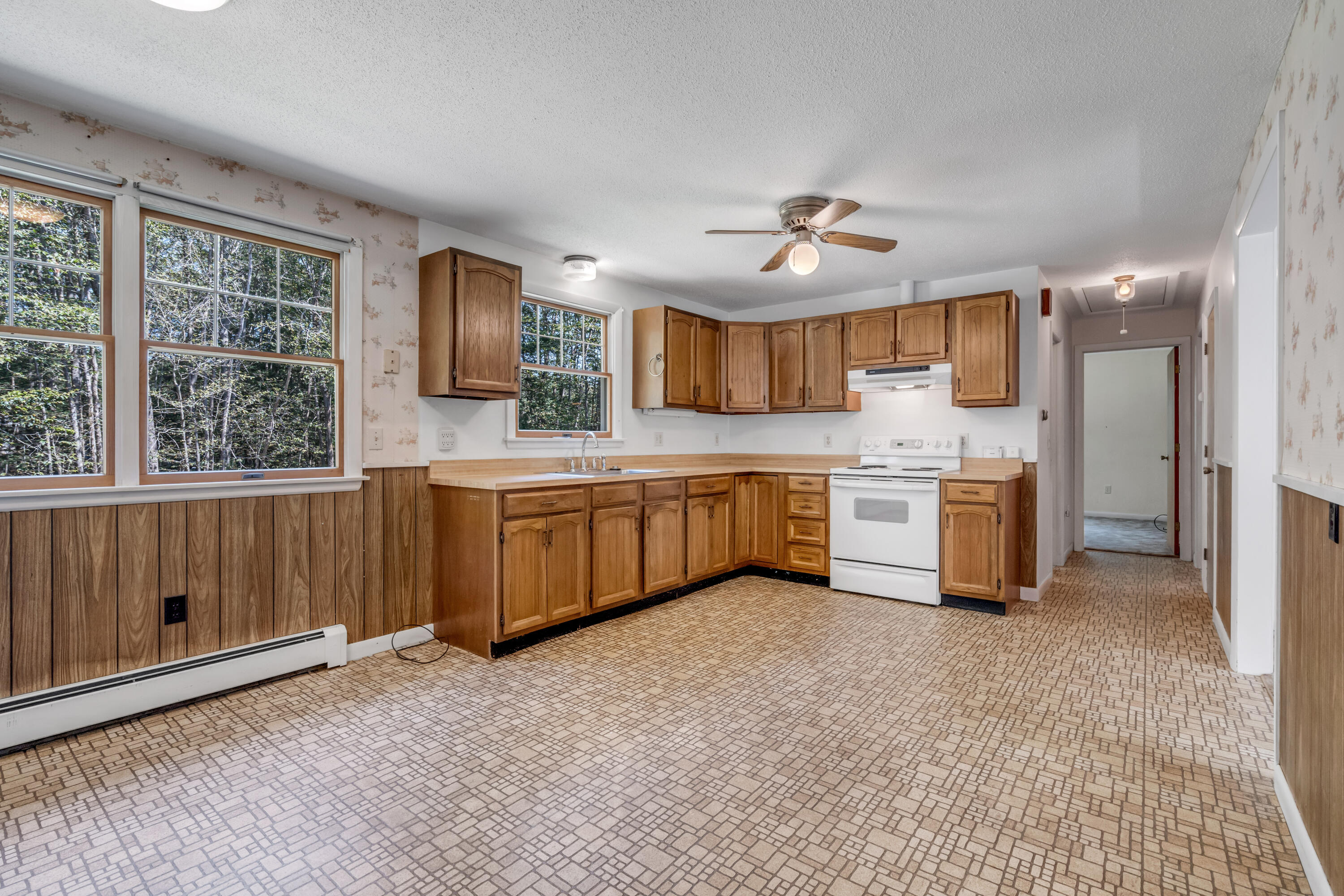 34 Highland Road Standish, ME 04084 - Photo 26 of 67 Kitchen