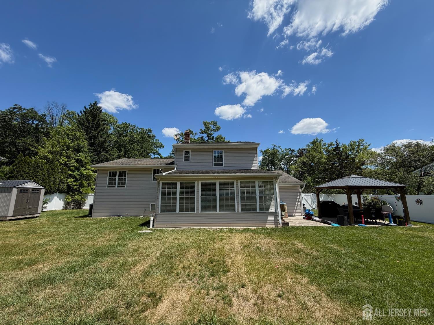 17 Sand Road Milltown, NJ 08850 - Photo 2 of 2