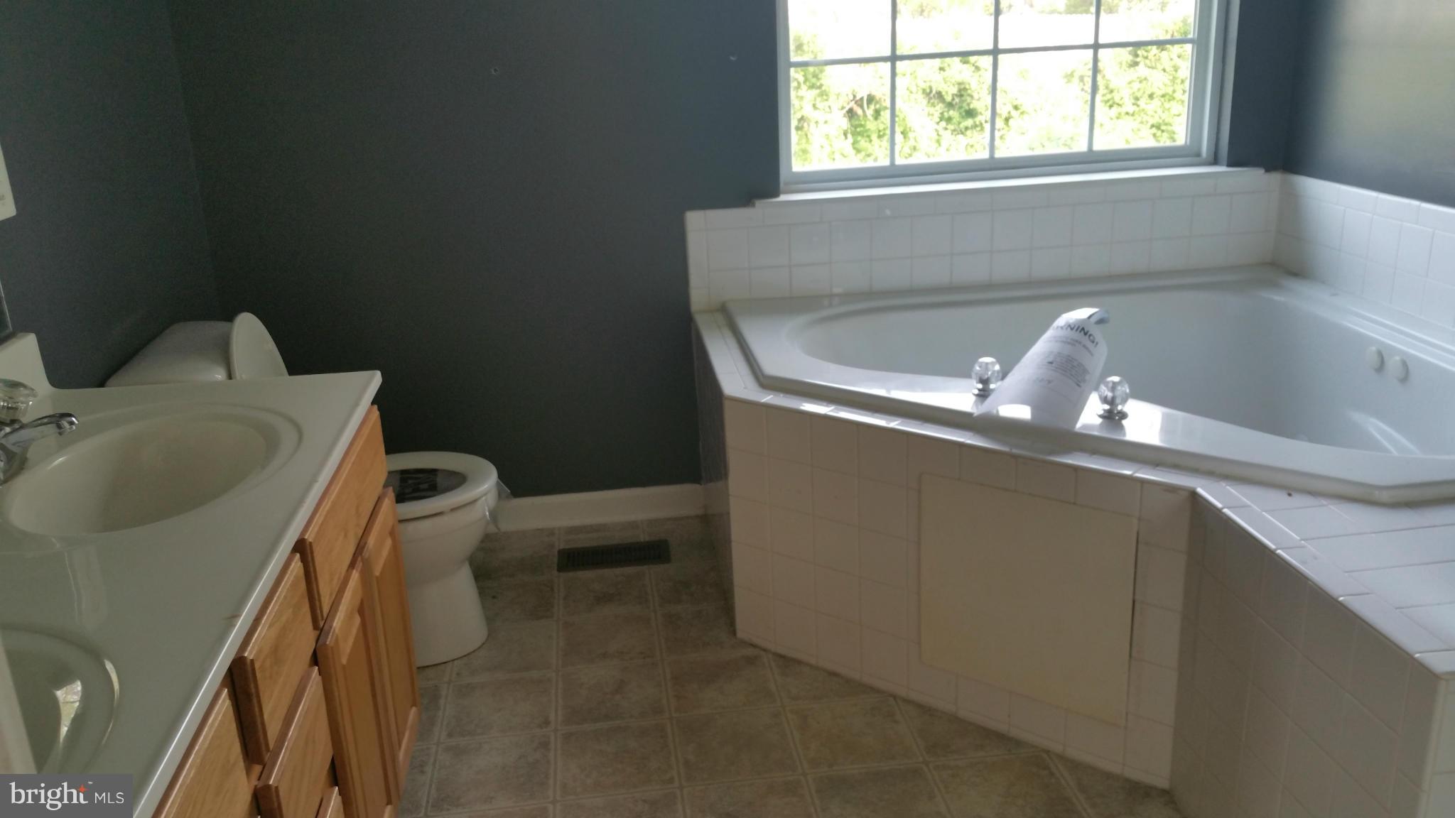 1744 Waltman Road Edgewood, MD 21040 - Photo 10 of 17 Bath (Master)