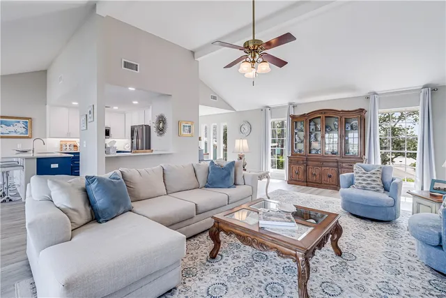 $1,599,000 | 21 Pelican Drive, Rockport, TX 78382