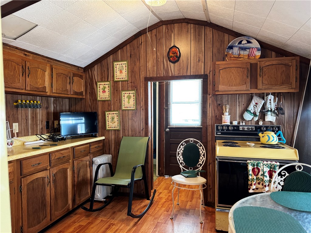 16 Andrew Comstock Road Warwick, RI 02886 - Photo 10 of 13 Gallery Image 10