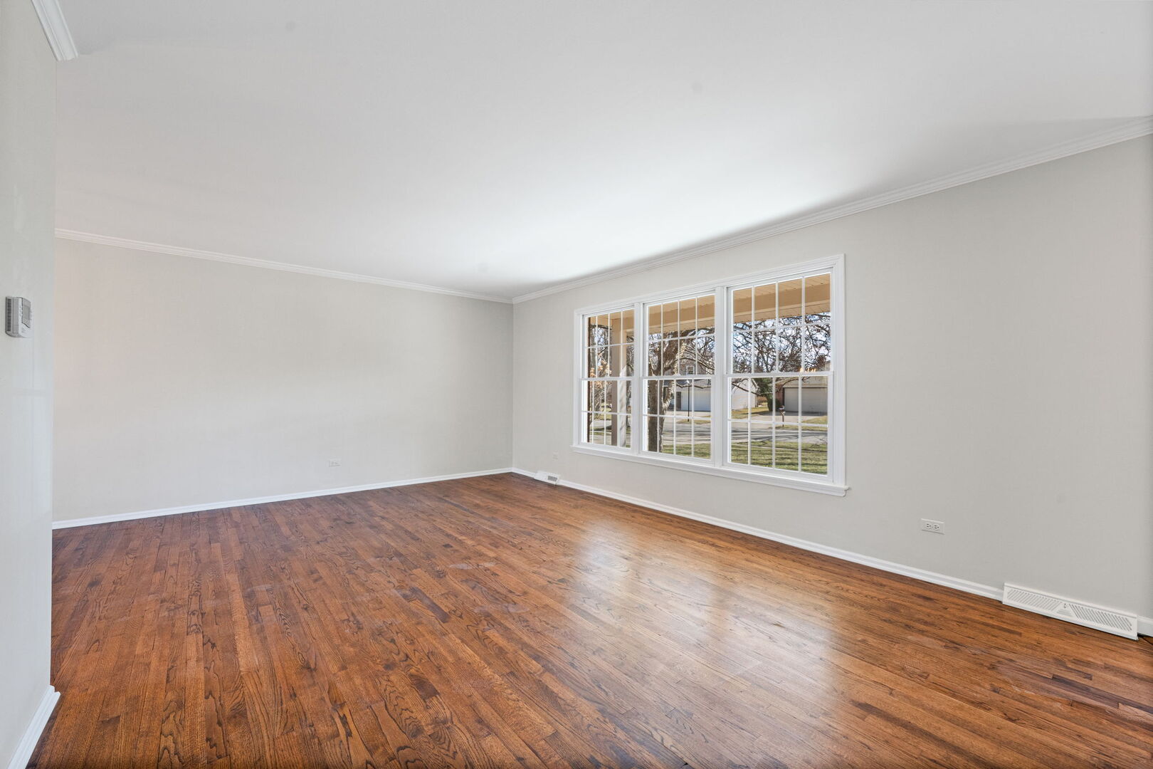 224 Downing Road Buffalo Grove, IL 60089 - Photo 4 of 28