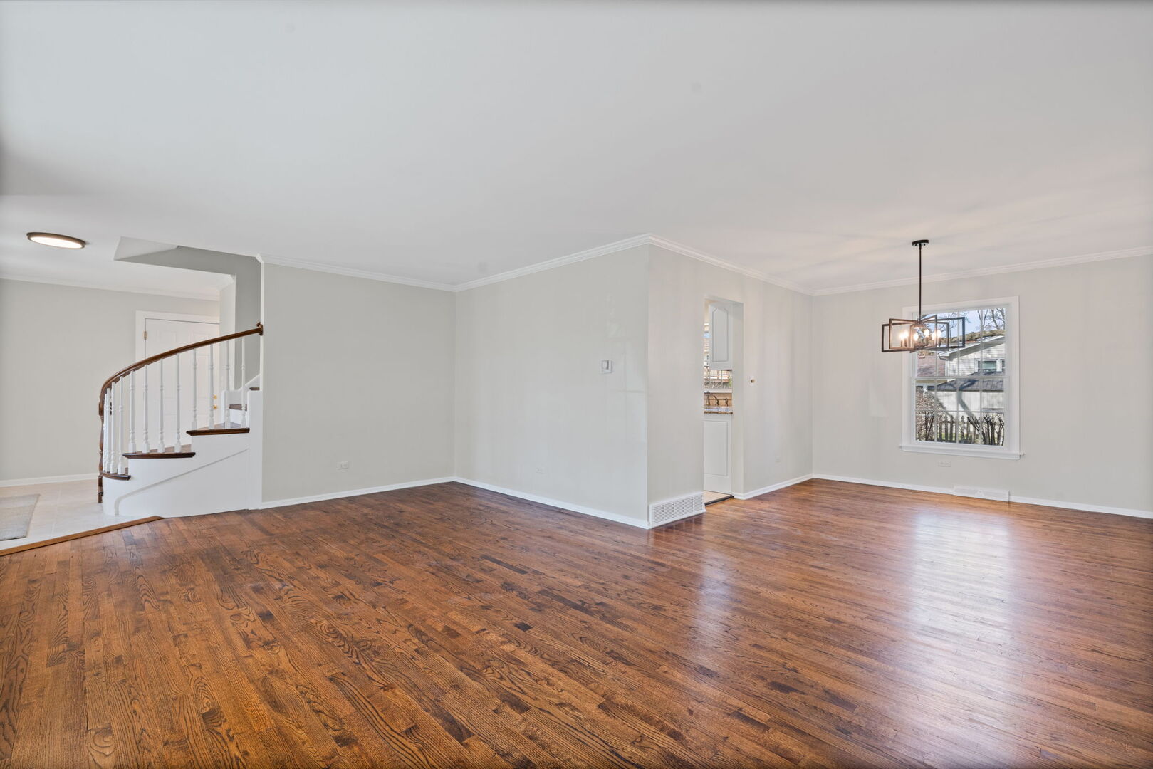 224 Downing Road Buffalo Grove, IL 60089 - Photo 5 of 28
