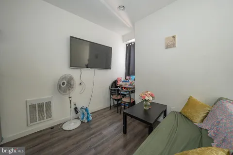 $294,500 | 2735 North 13th Street, Philadelphia, PA 19133