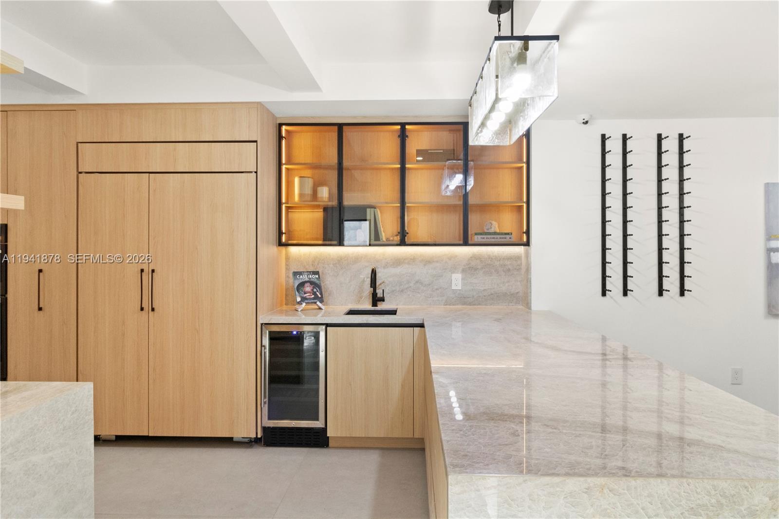 435 West 43rd Street Miami Beach, FL 33140 - Photo 12 of 28