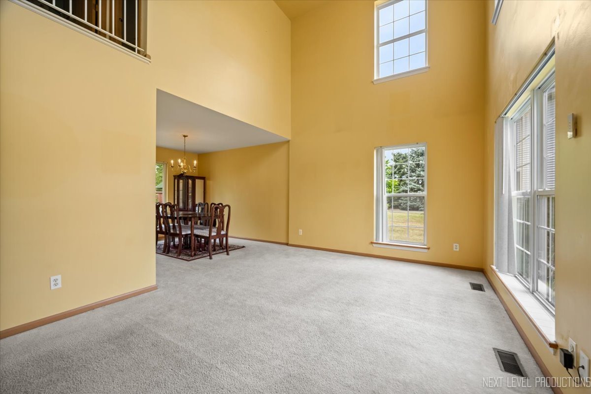 422 Rachel Circle Romeoville, IL 60446 - Photo 3 of 34 Gallery Image 3