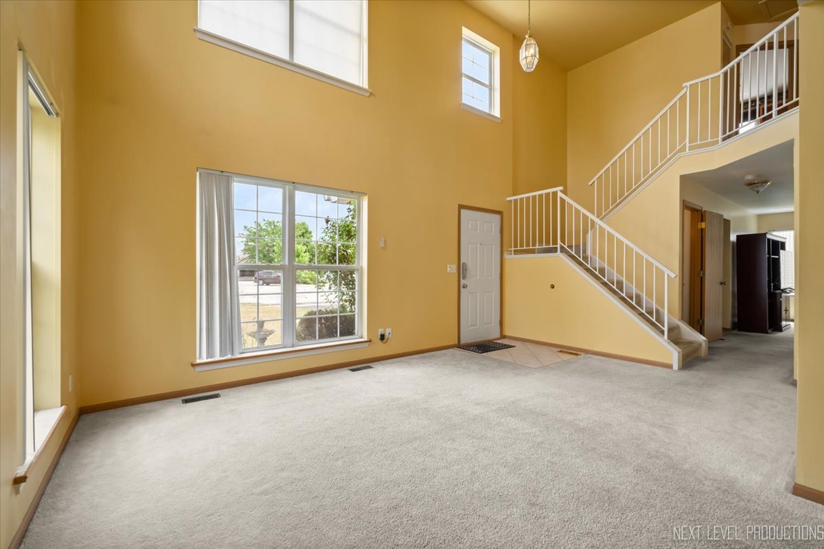 422 Rachel Circle Romeoville, IL 60446 - Photo 5 of 34 Gallery Image 5
