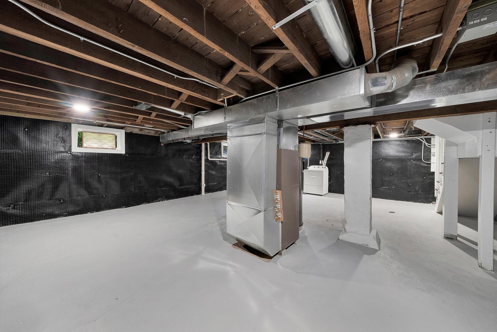 325 4th Street Waukegan, IL 60085 - Photo 31 of 34 a view of empty room