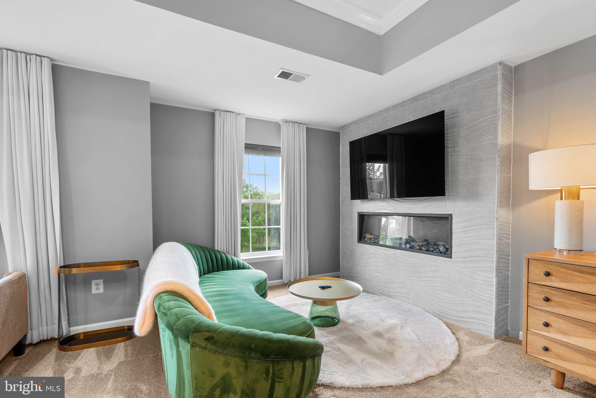 25884 Spring Farm Circle Chantilly, VA 20152 - Photo 15 of 47 Gallery Image 15