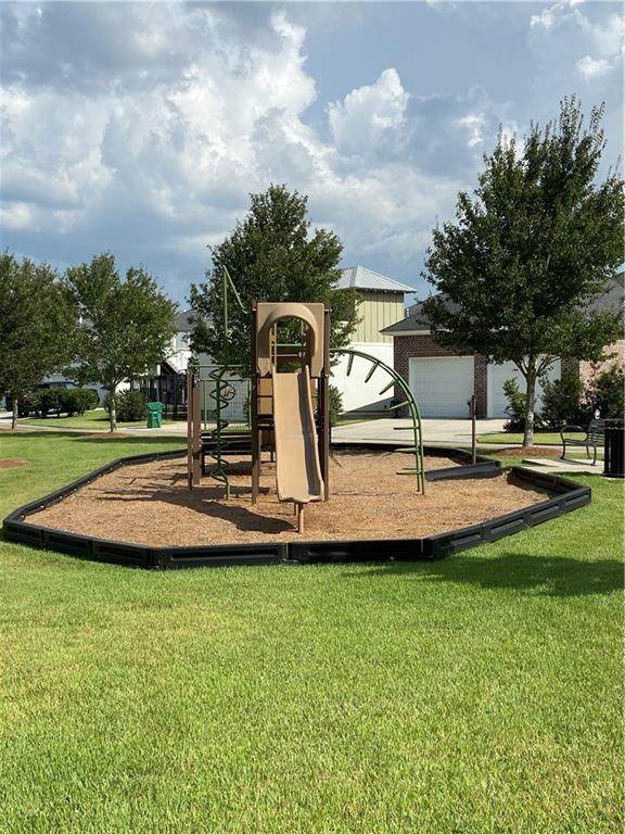 813 Chretien Point Avenue Covington, LA 70433 - Photo 4 of 5