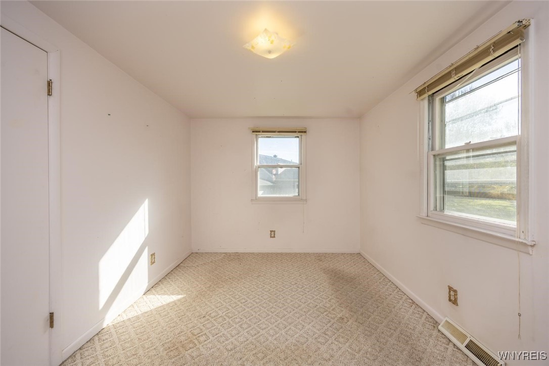 3980 Ridgelea Drive Lockport, NY 14094 - Photo 16 of 29