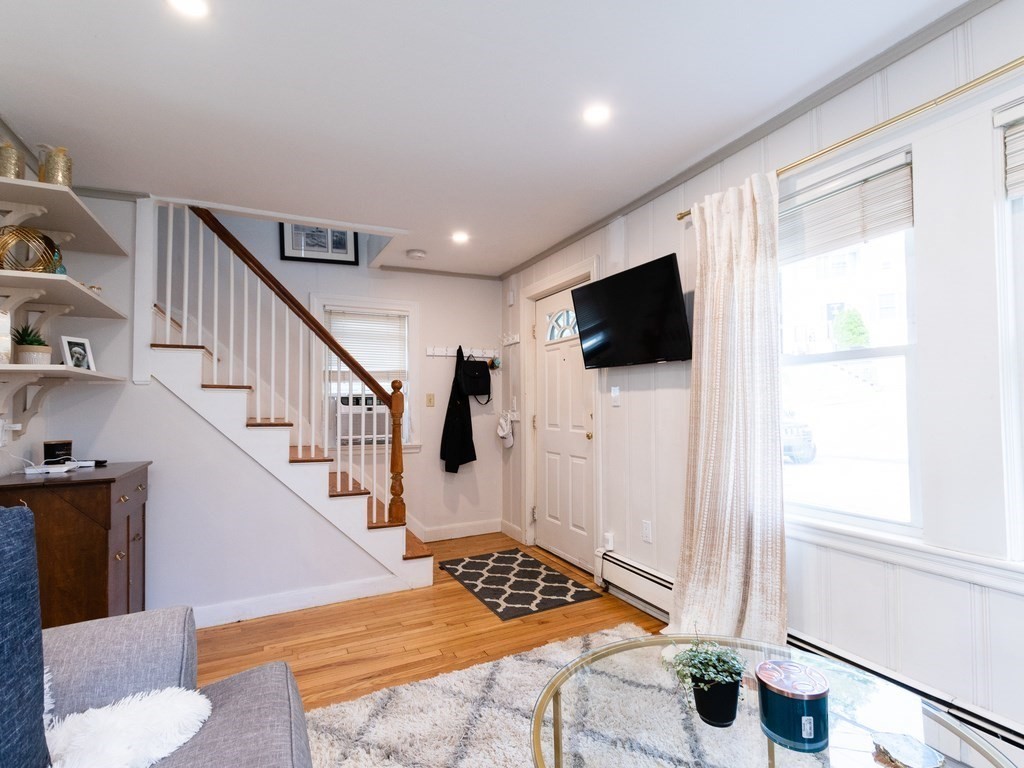 282 College Farm Road Waltham, MA 02451 - Photo 6 of 37 Gallery Image 6