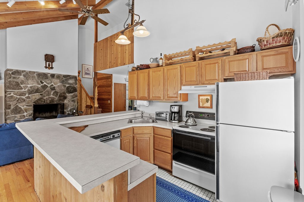 90 Pines Drive, Unit 43 Roxbury, NY 12421 - Photo 15 of 41