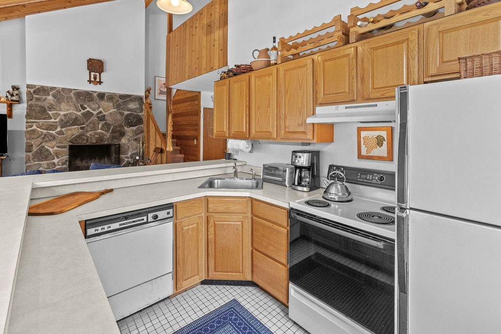 90 Pines Drive, Unit 43 Roxbury, NY 12421 - Photo 16 of 41