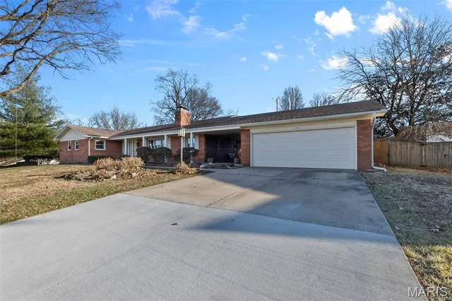 $359,000 | 2449 Janet Drive, Cape Girardeau, MO 63701