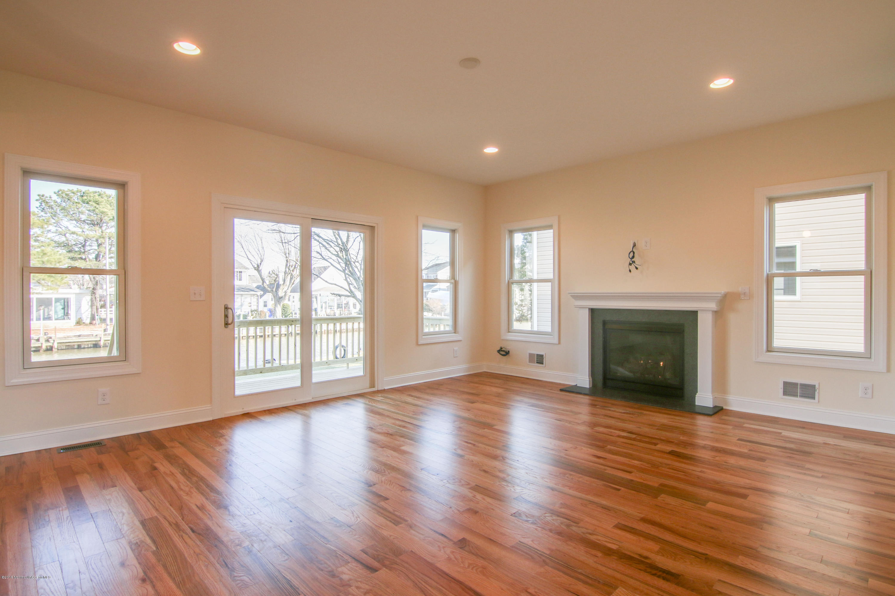 662 Drum Point Road Brick, NJ 08723 - Photo 4 of 27 662DrumPointRd-9