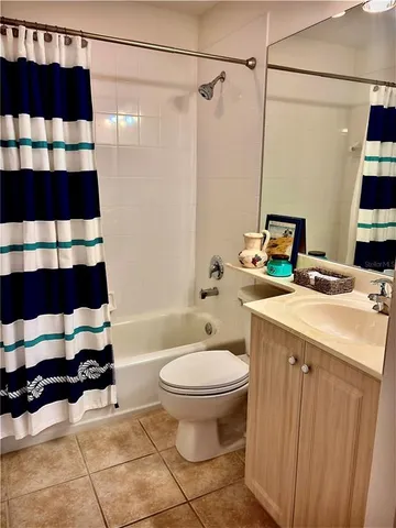 $349,900 | 1305 Gondola Park Drive, Unit 1305, Venice, FL 34292