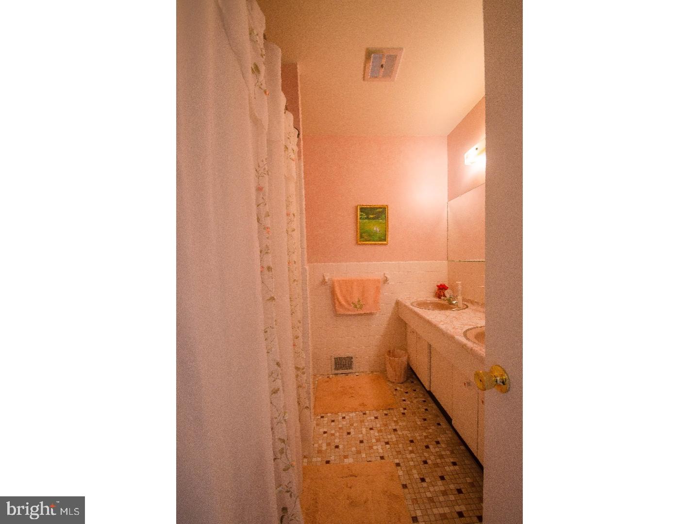 321 Foulke Lane Springfield, PA 19064 - Photo 20 of 24 Half Bath