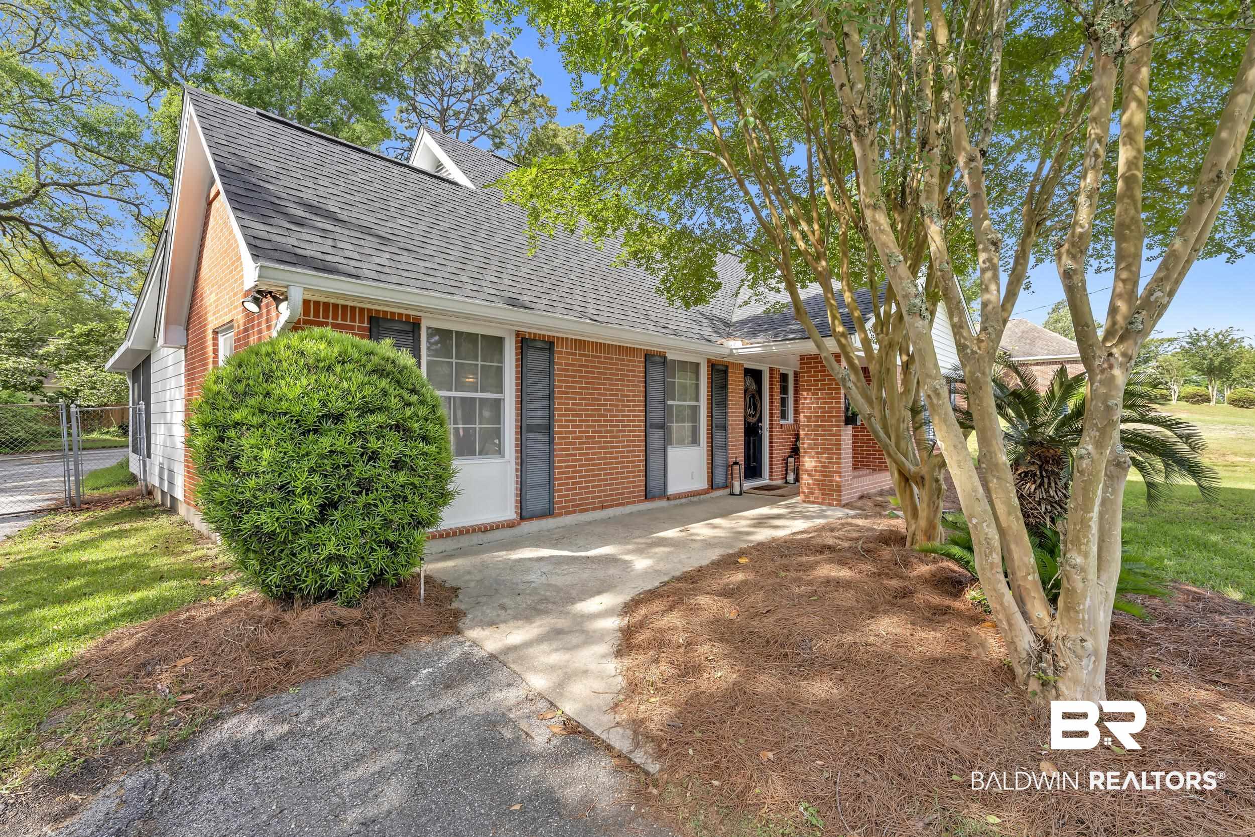 160 Country Club Drive Daphne, AL 36526 - Photo 6 of 74