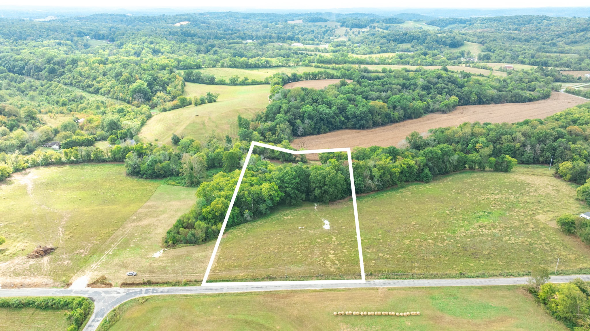 7 Craig Bridge Road Williamsport, TN 38487 - Photo 1 of 20 Gallery Image 1