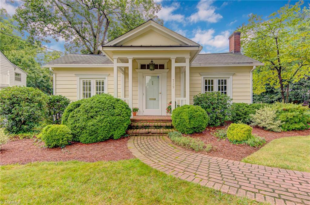 729 Arbor Road Winston-Salem, NC 27104 - Photo 1 of 25 Gallery Image 1