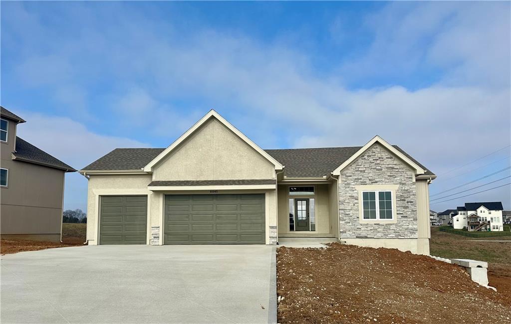 6045 Apache Drive Shawnee, KS 66226 - Photo 1 of 35