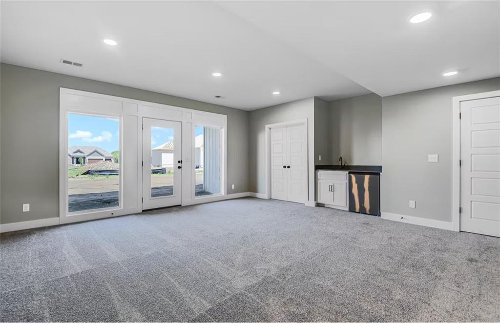 6045 Apache Drive Shawnee, KS 66226 - Photo 30 of 35