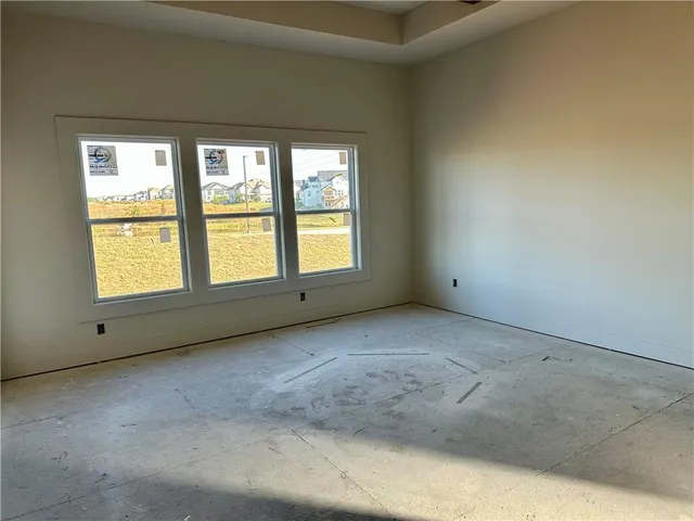 $730,850 | 6045 Apache Drive, Shawnee, KS 66226