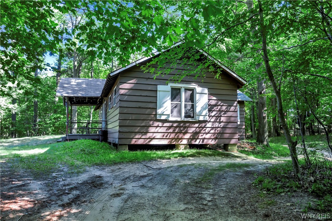 8462 Lake Shore Road Evans, NY 14006 - Photo 24 of 34