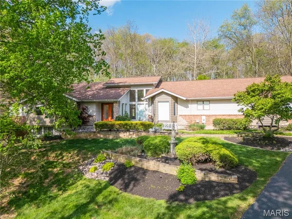 $1 | 2175 Quaethem Drive, Wildwood, MO 63005