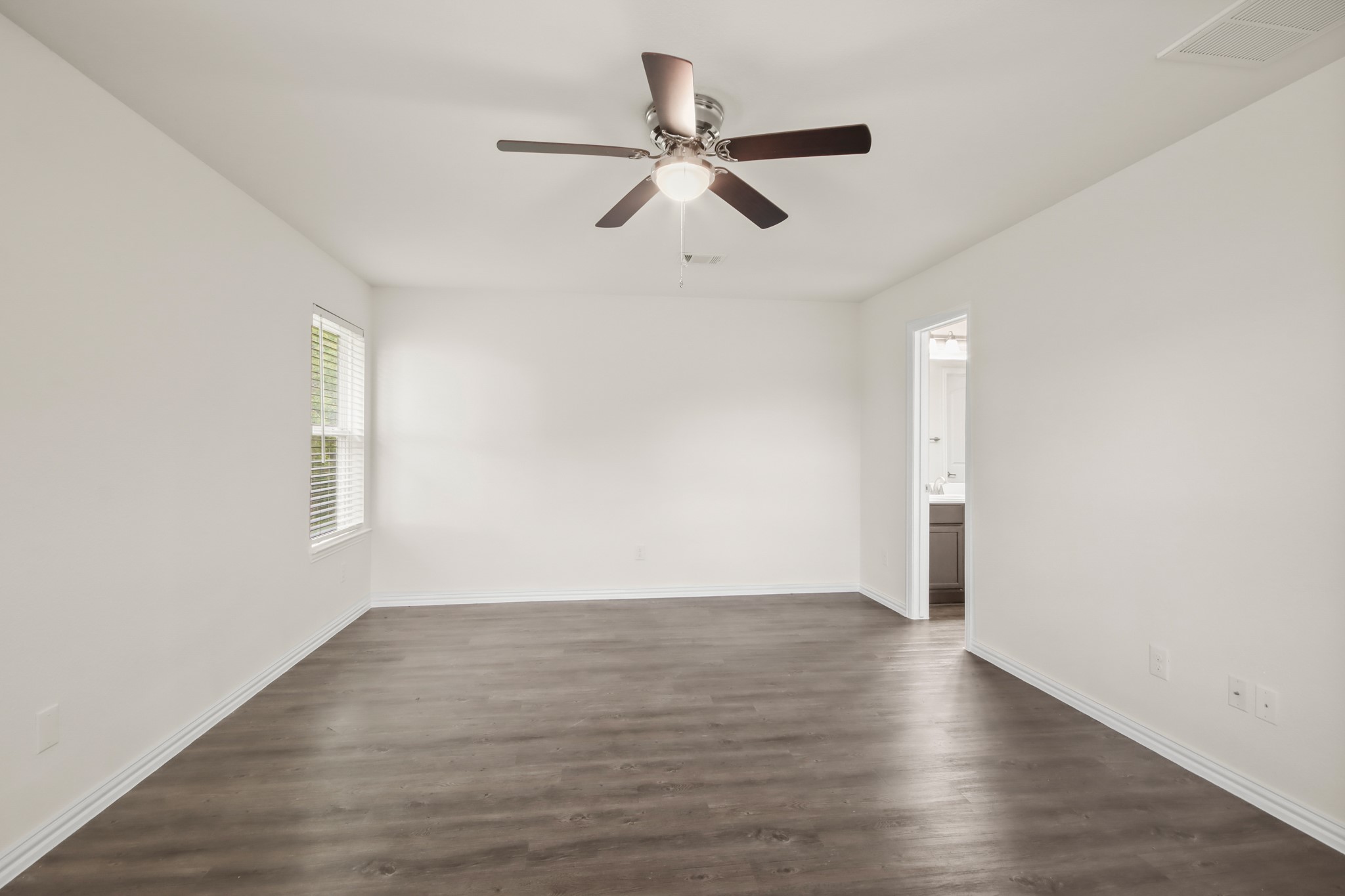 326 County Road 3558 Cleveland, TX 77327 - Photo 13 of 26