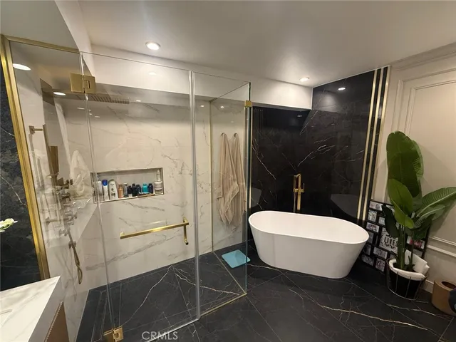 $1,050,000 | 118 South Kenwood Street, Unit 505, Glendale, CA 91205