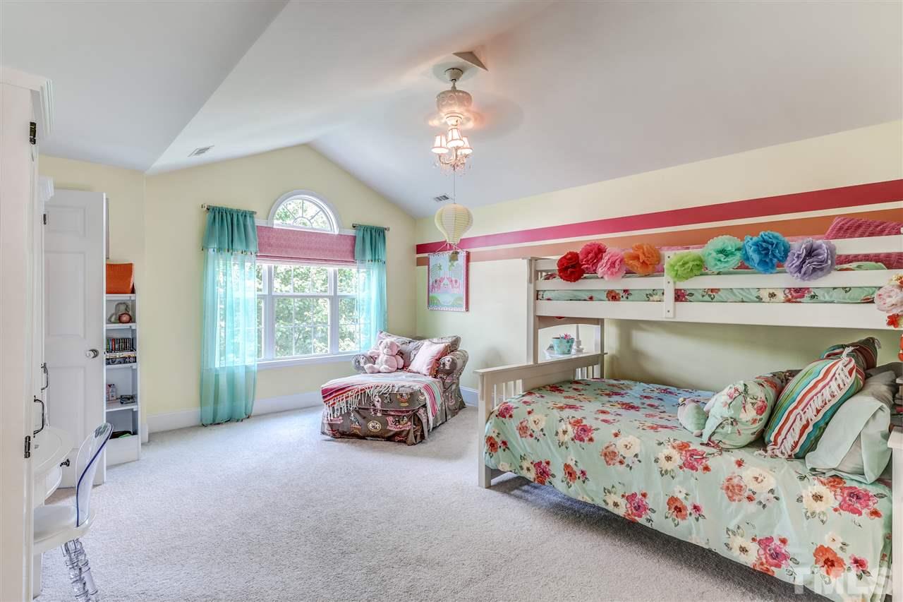 11510 Helmond Way Raleigh, NC 27617 - Photo 25 of 30 Gallery Image 25