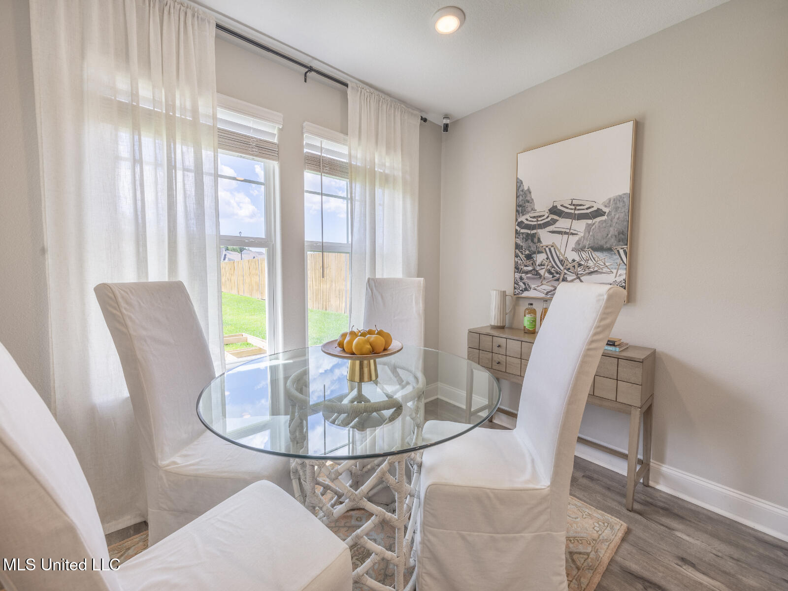 9626 West Oaklawn Road Biloxi, MS 39532 - Photo 6 of 16 _Kai_C193_Dining