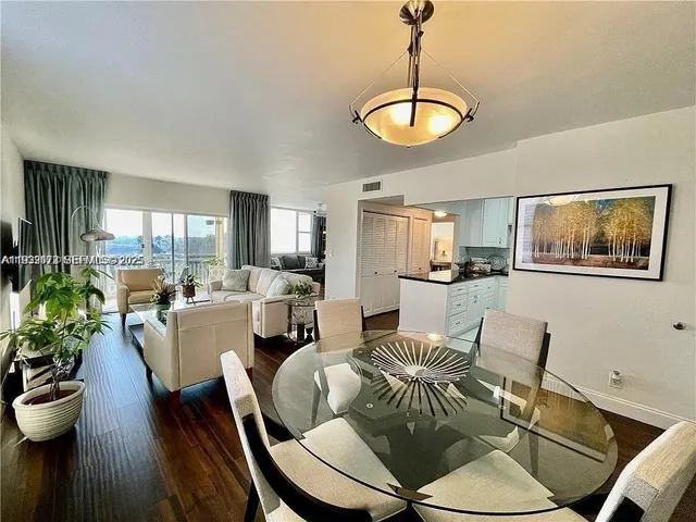 $205,000 | 4400 Hillcrest Drive, Unit 601B, Hollywood, FL 33021