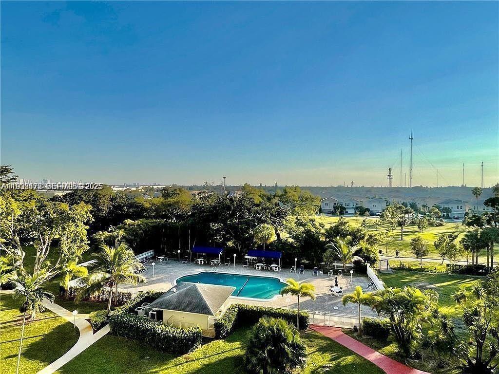 4400 Hillcrest Drive, Unit 601B Hollywood, FL 33021 - Photo 27 of 46