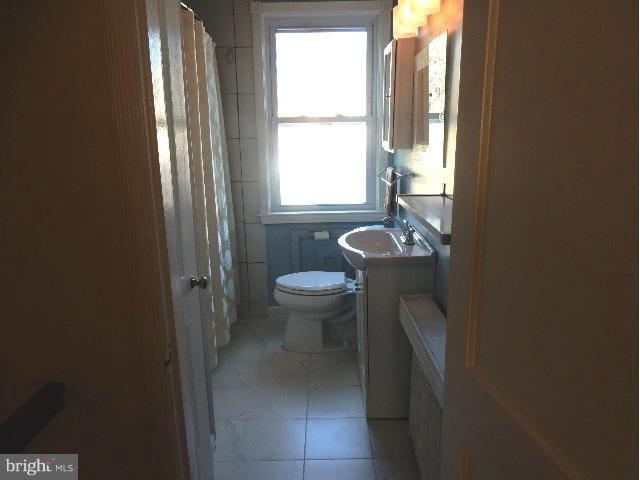 314 Westshire Road Baltimore, MD 21229 - Photo 7 of 15 Updated Bathroom Fixtures
