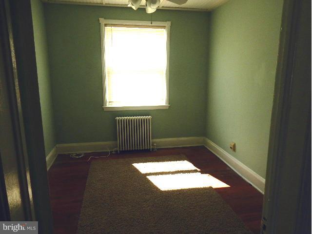 314 Westshire Road Baltimore, MD 21229 - Photo 9 of 15 3rd Bedroom - Again, those hardwoods...!