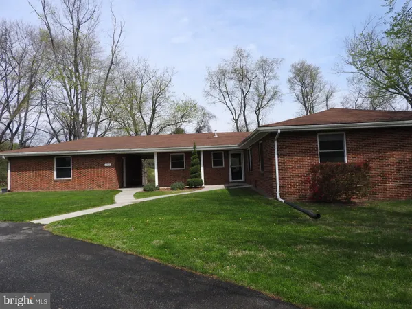 $4,400 | 2711 Bel Pre Road, Silver Spring, MD 20906