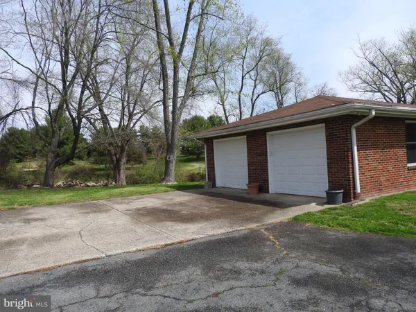 $4,400 | 2711 Bel Pre Road, Silver Spring, MD 20906