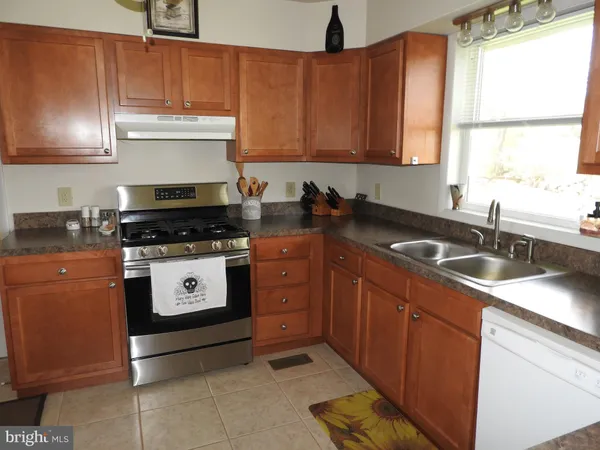 $4,400 | 2711 Bel Pre Road, Silver Spring, MD 20906