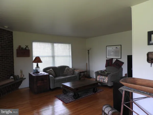$4,400 | 2711 Bel Pre Road, Silver Spring, MD 20906