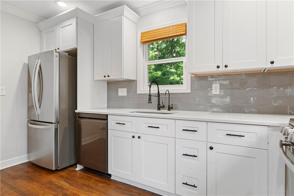 136 Stafford Street Southwest Atlanta, GA 30314 - Photo 8 of 47