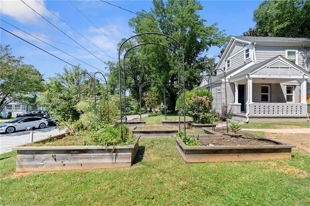 136 Stafford Street Southwest Atlanta, GA 30314 - Photo 10 of 47